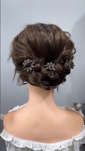 #braidingtutorial #updotutorial #lowupdo #diyhairstyle #hairstyle #howtocutcurlyhair #hairstyles