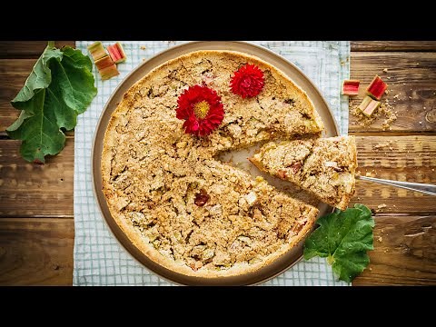 Rebarborový koláč s drobenkou