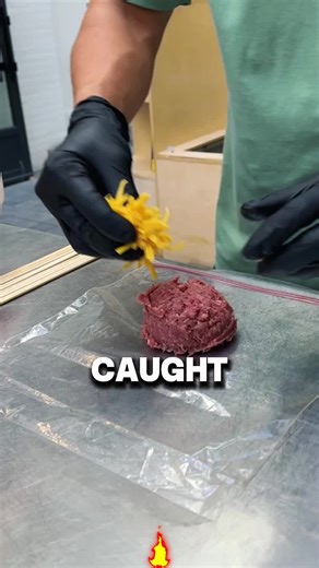 Engaging Reddit Stories: What Would You Ask?