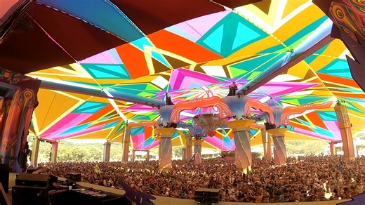 17K views · 250 reactions | The amazing dance temple is even more amazin with goa trance. @goasia_opsy vs @m_run.music amazing performance at the dance temple ✨ #boomerstories #festival #boomfestival #portugal #boomland #tattoo #goatrance | Boomer Stories | Facebook