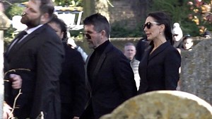 The funeral of former One Direction member Liam Payne was held today outside of London. Payne’s former bandmates joined friends and family to bid the much-loved musician a final farewell. | ABC News Live