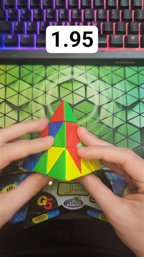 Pyraminx Solve of the Day 11/13 - 1.95 #pyraminx #rubikscube #cubing #speedcubing #puzzle #shorts