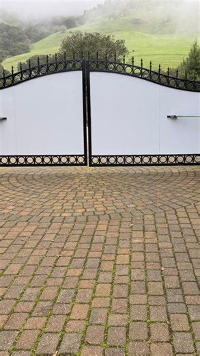 automatic GATE mates on Instagram: "San Jose swing gate upgrade! LiftMaster CSW24UL heavy-duty operator — smooth, powerful, and secure. • UL325 photocell safety sensors • 4 remote controls • Reconnected loops + new detectors • 24V brushless motor (up to 2,800 lbs / 22 ft) • Anti-tailgate + quick close • myQ smartphone control 📱 • HOMELINK compatible Clean install. Reliable performance."