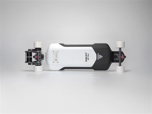 Futuristic-looking Electric Skateboard Brings Speed, Style, and Sustainability - Yanko Design