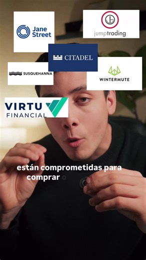Ivan Ruiz on Instagram: "Alguna vez te has preguntado por qué puedes vender una acción en un nanosegundo? No es magia, son los Market Makers. A diferencia de lo que muchos creen, cuando compras una acción no siempre se la compras a otro inversor. Se lo compras a gigantes como Citadel o Jane Street, que están obligados a darte liquidez. 👇 ¿Sabías que tu orden pasa por ellos antes de ejecutarse? Cuéntame qué opinas de este modelo de negocio. #marketmakers #wallstreet #mercadosfinancieros #inversi