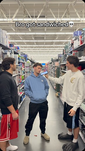 Shortyz on Instagram: "‼️EE SHORTS IN BIO 🔗 ✔️ BUY 1 GET 1 FREE IS AVAILABLE NOW! SHOP NOW TO SECURE THE SALE 🎁! - Free Shipping Worldwide 🌎 - 7-15 Day Delivery 🚚 - Available now at shortyz.store 🔗 #drip #drippy #outfits #driptoohard #shorts #dripclub #driplife #driptip #streetstyle #streetwear #realdrip #dripcheck #drippin #outfit #explore #explorepage #ericemmanuel #dripordrown #designer #dripszn #bigdrip #dripper #ericemmanuelshorts #fitcheck #sale #comfortable #funnymeme #meme #funny #p