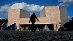 Which museums are reopening in DC?