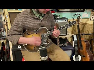 2015 Arrow (Paul Lestock) 5-string “Jazzbo” electric/acoustic carved-top mandolin (acoustic clip)