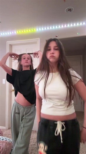 Fortnite Fun: Celebrating New Year's Eve with Friends