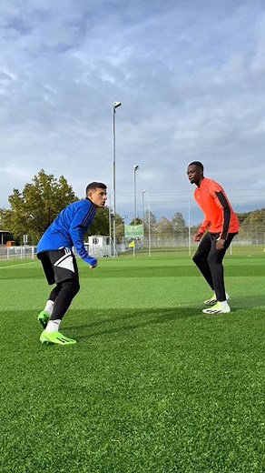 2.7K views · 35 reactions | How to fix your first touch #soccertips #soccerskills #Soccer | Matchfitsoccer | Facebook