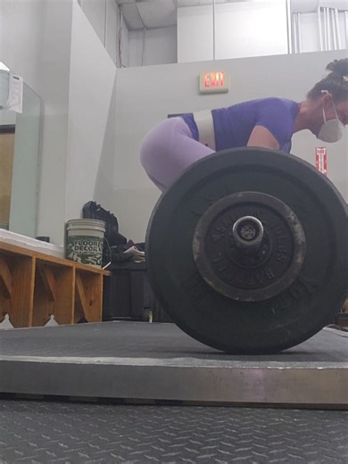 I'm getting more comfortable deadlifting 235lbs for reps. My form on the 4th rep wasn't as good, but this compared to a set of 3 reps two weeks ago is a big improvement. Wearing a zimi kn95 mask in adult small. #powerlifting #girlswholift #deadlift