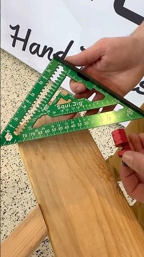 Quick way to hold angles with your rafter square. SquiJig Tools
