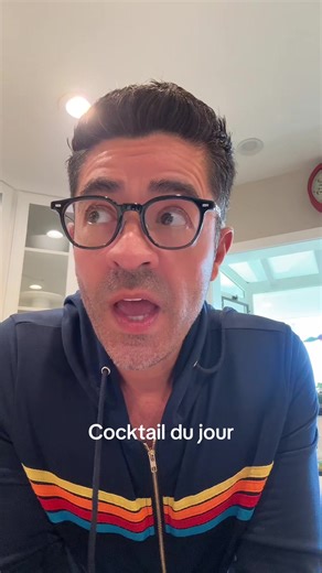 Delicious Cosmopolitan Cocktail Recipe for Festive Vibes