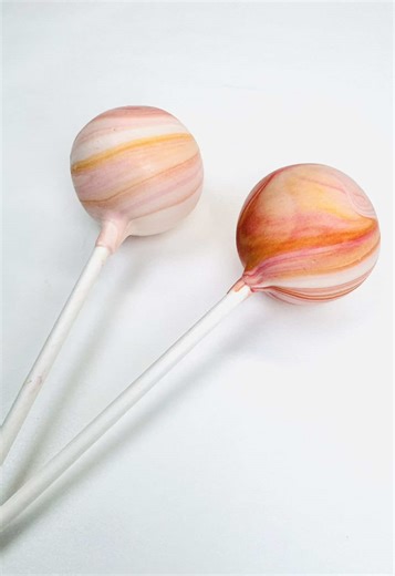 Marble cake pop quick dip ✨ #cakepops #treatmaker #dippedtreat #cakepoptutorial #satisfying