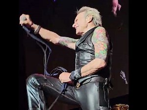 David Lee Roth "Jump" at M3 Rock Festival 2025 Van Halen