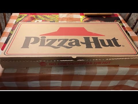 Pizza Hut “Big Dinner Box” review.