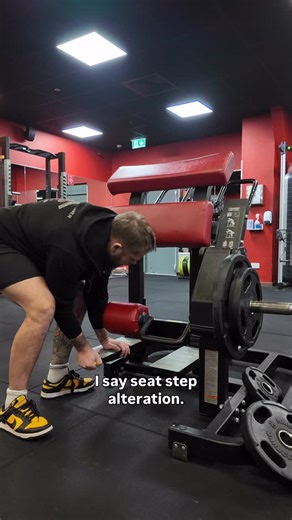 The single leg hamstring curl aka spanking machine Although it’s not the best or most activated machine it’s still valid machine The common mistakes is the step position being to low and forcing the quad to lift up . The hips lift of the block became its to heavy …. But none the less it works the back of the legs and activates non the less | Pop-up Fitness