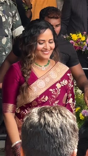 Actress.wave💃 on Instagram: "Anasuya in suryapet ❤️🌹 checkout profile 👈 #anasuya#anasuyabhardwaj#itsmeanasuya#actress#anchor#trendingreels#viralreels#instatrend#explorereels#suggest#follow#share#actresswave"