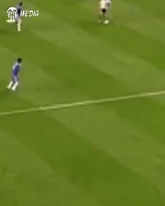 1.9M views · 10K reactions | Pure Magic ✨ | Valencia C.F | Facebook