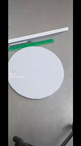 TIP TUESDAY: MAKING A CENTRAL DOWEL FOR YOUR CAKE Using a central dowel in a tiered or tall cake is important for several reasons: 1. STABILITY:The central dowel provides structural support, helping to keep the tiers securely stacked and preventing them from toppling over. This is particularly crucial for tall cakes where the weight can cause instability. 2. ALIGNMENT: A dowel helps to keep the layers aligned properly, ensuring that the cake looks neat and is evenly balanced when served. 3. WEIG