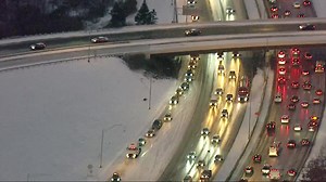 253K views · 1K reactions | ICY! Take a look at this view from SkyFOX. The I-480 Eastbound exit to Broadway is CLOSED. You can find live updates on road conditions and crashes impacting the morning commute, here -- https://tinyurl.com/42rt9pve | Fox 8 News | Facebook