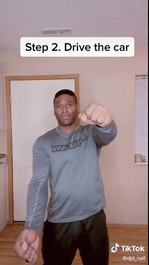 Learn How to Dougie in 3 Easy Steps