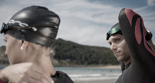 NEOPREN-TESTSCHWIMMEN