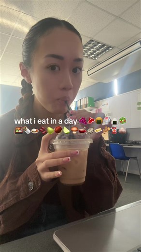 A Day of Mindful Eating: What a College Girl Enjoys