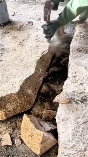 Splitting Natural Stone with a Chisel and Hammer #shorts