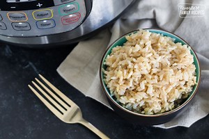 11K views · 296 reactions | This Instant Pot brown rice recipe is the best way to cook brown rice, hands-down. It comes out perfectly every single time. https://www.favfamilyrecipes.com/instant-pot-brown-rice/ | Favorite Family Recipes | Facebook