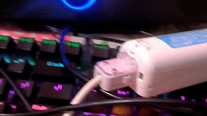 电脑扬声器没声音