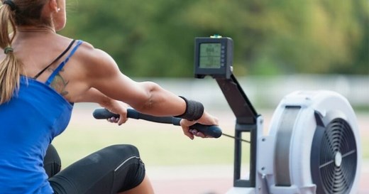 ローイングマシンの使い方で効果絶大！腹筋背筋に効く正しいやり方 | TABI Blog