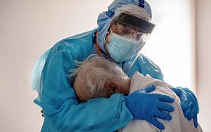 How the U.S. Pandemic Response Went Wrong--and What Went Right--during a Year of COVID