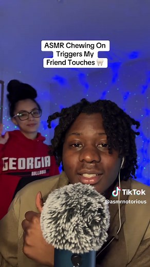 ASMR Chewing Experience: Relaxing Sounds for Sleep