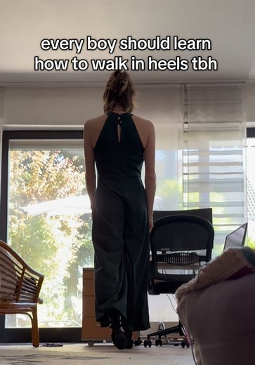 How to Walk in Heels for Femboys: Beginner Tips