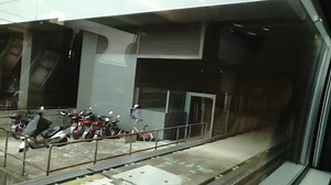 File:Transrapid Shanghai maglev train ride.webm - Wikimedia Commons