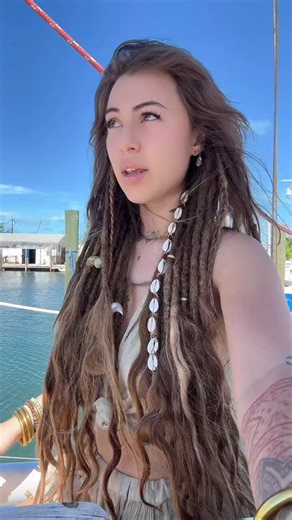 Hi all🩵 Families across the country are losing access to f00d/gōvt assistance programs like EBT/snap and WlC. This means parents skipping meals, choosing food over biIIs, chiIdren and eIders going hungry. the smallest things can help most: a can of beans, a $5 donat!on, or a bag of groceries left on a porch. HOW WE CAN HELP: If you have a little extra mōney, recourses, or time🙏🏼 🥫 D0nate new or any canned/shelf stable items you’ve had sitting in your pantry to your locaI fo0d bank/f0od pantr