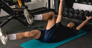 Here’s why fitness buffs do dead bugs for a strong core — growing research