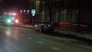 Smoke at Chicago Police Station — Electrical Fire in First District Radio Room Shortly after 5:30 p.m. on December 5, 2025, a burning odor and visible smoke inside the First District Police Station at 1718–1800 S. State Street triggered a full CFD response and briefly disrupted internal operations. The calls came from inside the building’s radio room on the second level. Personnel reported a burning smell, growing fog in the workspace, and signs consistent with a minor electrical fire. Over the 
