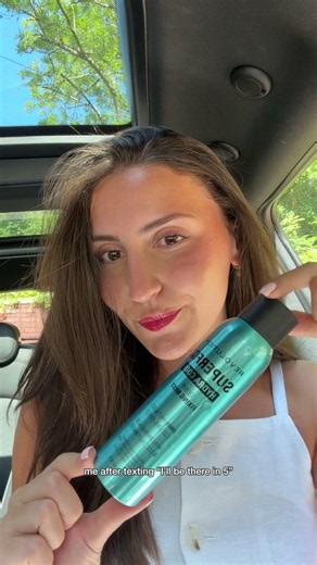 On-the-go summer touch ups have never looked better ☀️