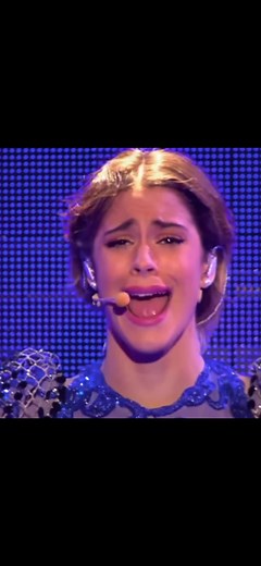 Violetta in vivo - Underneath it all