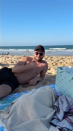 Securing the beach nap is one of Dean’s special talents 😎