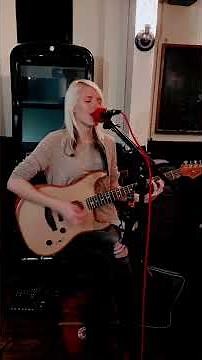 Smile - Lily Allen (Acoustic)