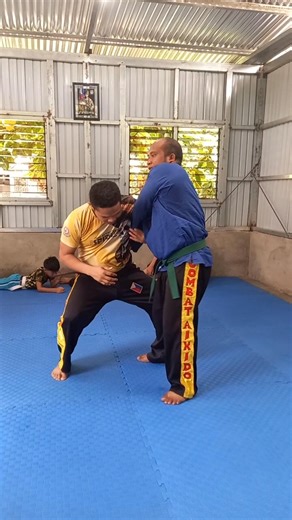 Combat Post 479: Always make your self ready in every situation. #martialarts #selfdefense #defense | Braulio Lagaret Jr.