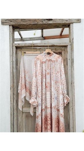 More Than Fashion on Instagram: "Jadi gimana.. udah siap rebutan Hari ini?🤩🔥 Si cantik Briena Raya Dress ini bisa diorder SIANG HARI INI di jam 12.00 WIB‼️ Minlov udah ngga sabar banget.. kalau W'lovers gimana, udah tandain warna apa nih? coba kasih tau Minlov dikomen!👀 Briena Raya Series | Rp350.000/pcs Blush - Rose Water - Caramel #womenwear #rayaseries #rayacollection #dresscantik #bajulebaran"