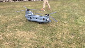 Really cool scale Chinook RC heli with a turbine engine. | RC Nation