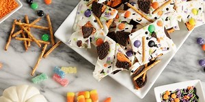 This Halloween Chocolate Bark Recipe Is Scary Good