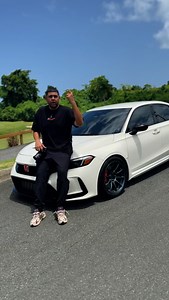 ¿Cómo PREFIERES la HONDA CIVIC TYPE R? ¿6,000 a $20 o 12,000 a $10? Esta Type R es del 2023, pocas millas, 400 hp, tubería, aros VOLKS M SPEC con gomas pista y calle, suspensión y GARANTÍA. 🚨 | Motores Furiosos