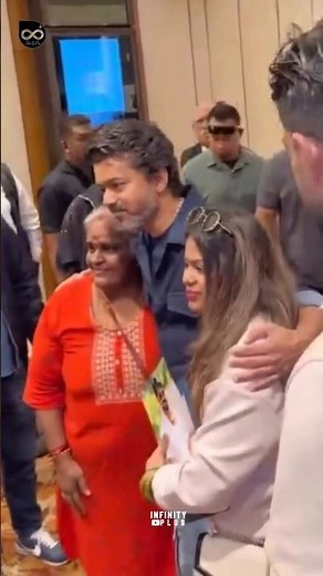 Thalapathy Vijay Emotional Moment😍🔥 | JanaNayagan Audio Launch | Malaysia Fans Reaction | TVK