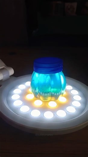 How to clean your laptop with slime 💻✨ #shorts #cleaning